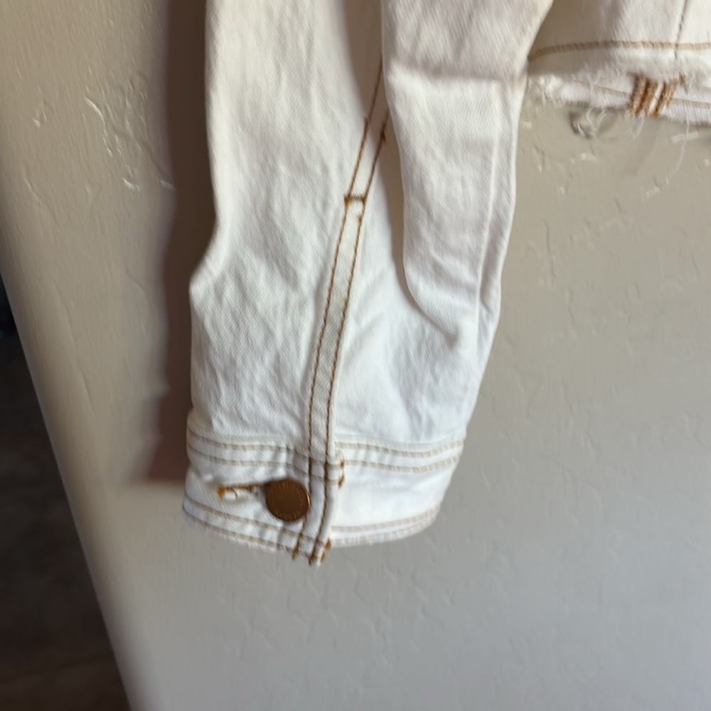 Universal Thread Jean Jacket - image 5